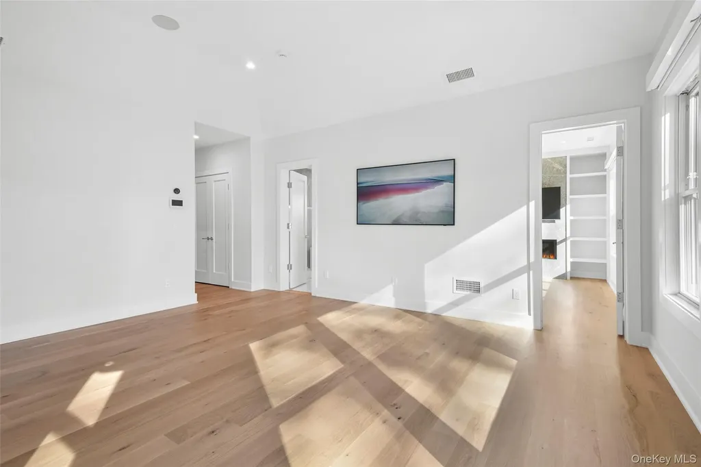 65 Myrtle Boulevard Larchmont NY 10538