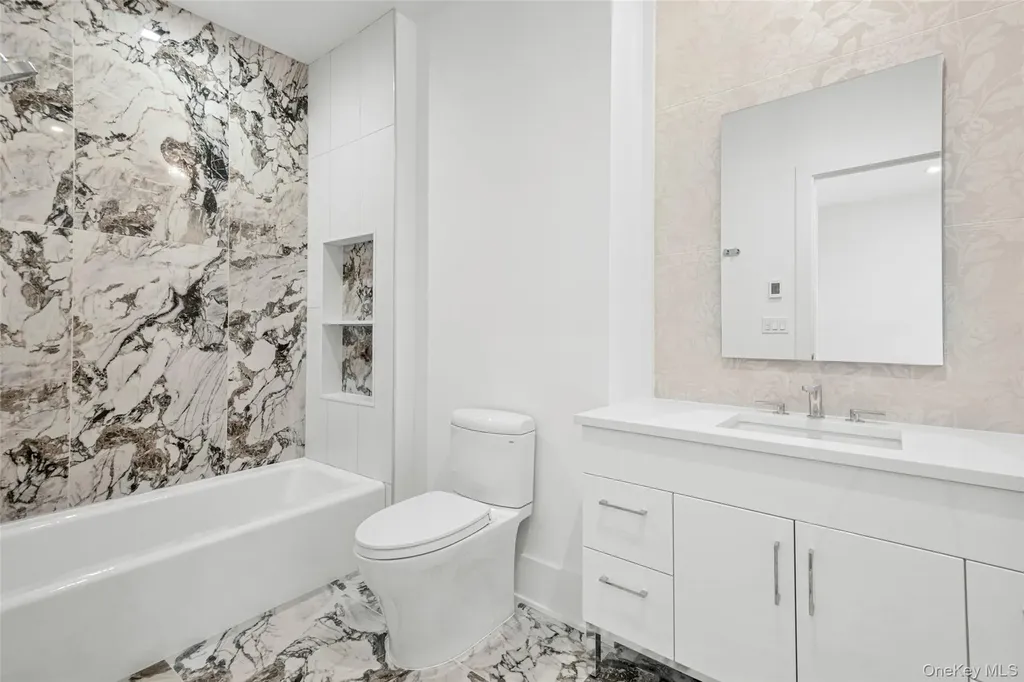 65 Myrtle Boulevard Larchmont NY 10538