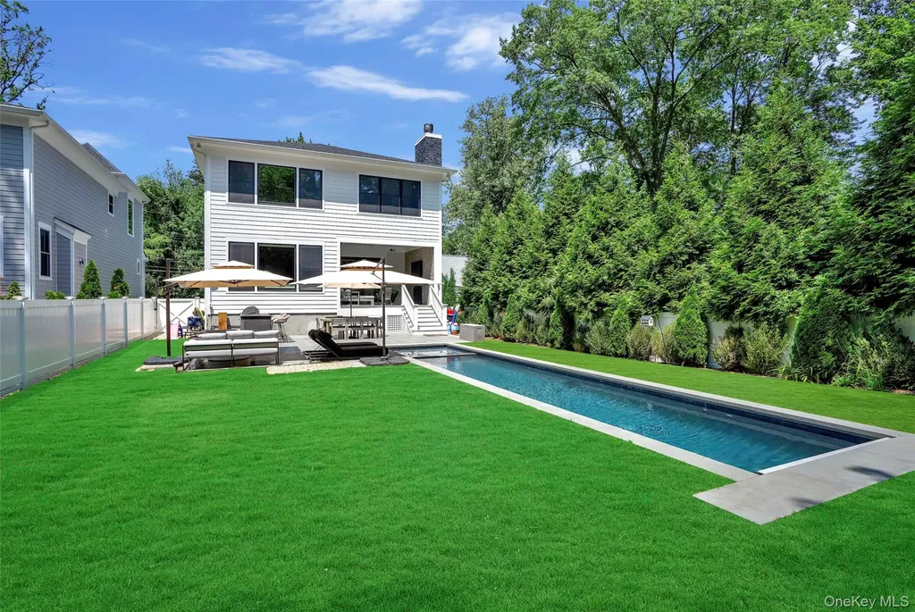 65 Myrtle Boulevard Larchmont NY 10538