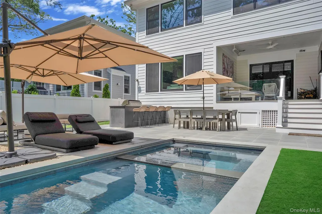 65 Myrtle Boulevard Larchmont NY 10538