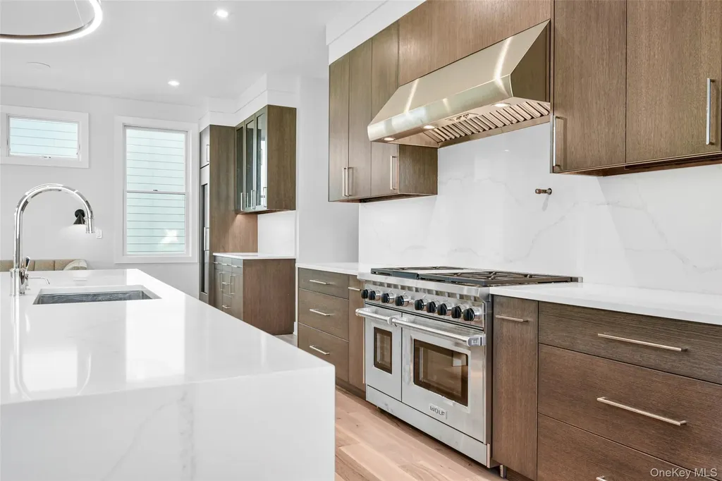 65 Myrtle Boulevard Larchmont NY 10538