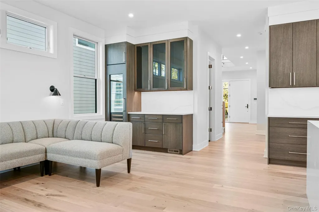 65 Myrtle Boulevard Larchmont NY 10538