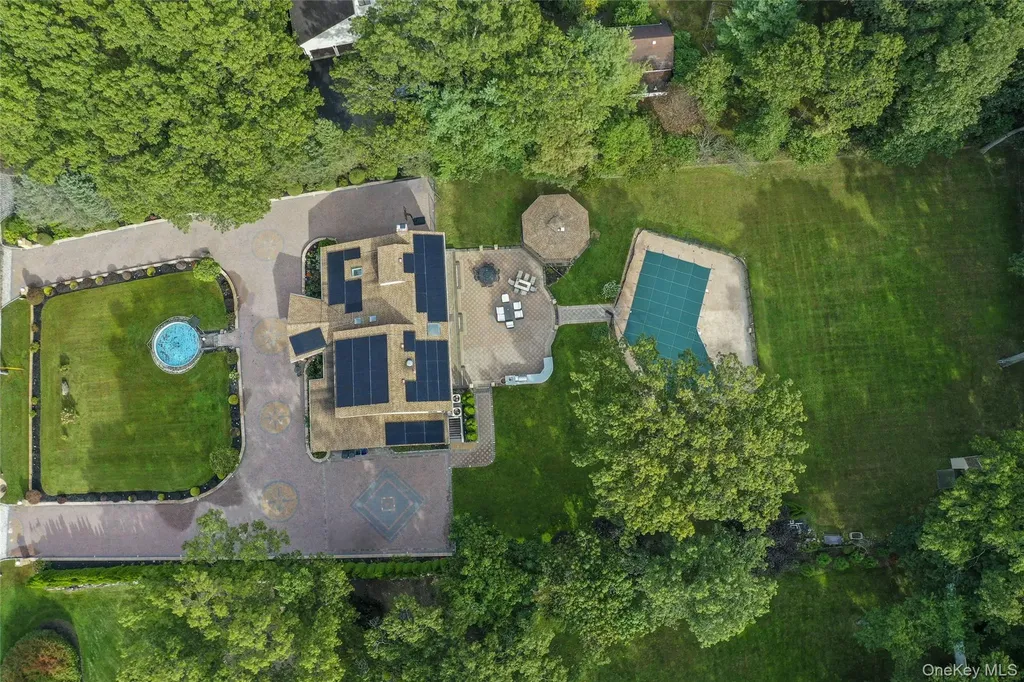 258 Half Hollow Road Dix Hills NY 11746