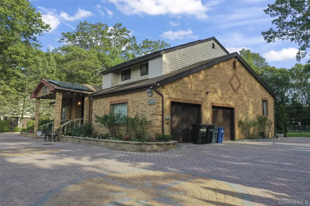258 Half Hollow Road Dix Hills NY 11746