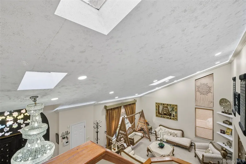258 Half Hollow Road Dix Hills NY 11746