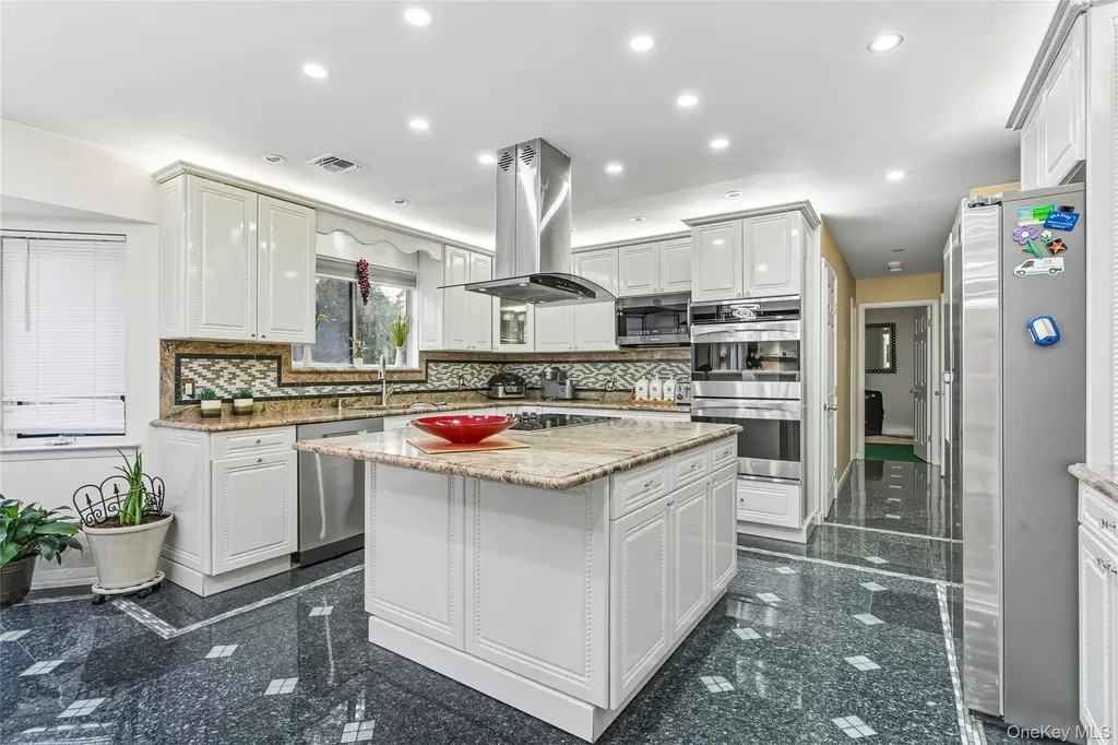 258 Half Hollow Road Dix Hills NY 11746