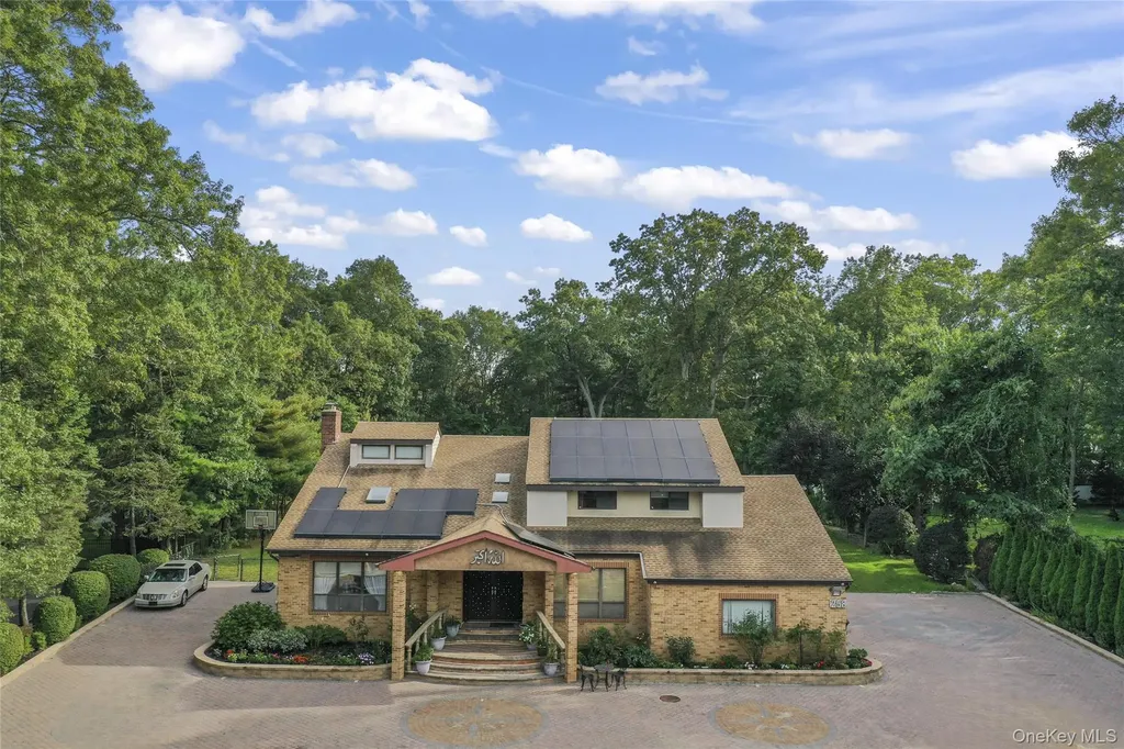 258 Half Hollow Road Dix Hills NY 11746