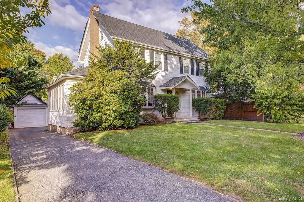 3520 159th Street Flushing NY 11358