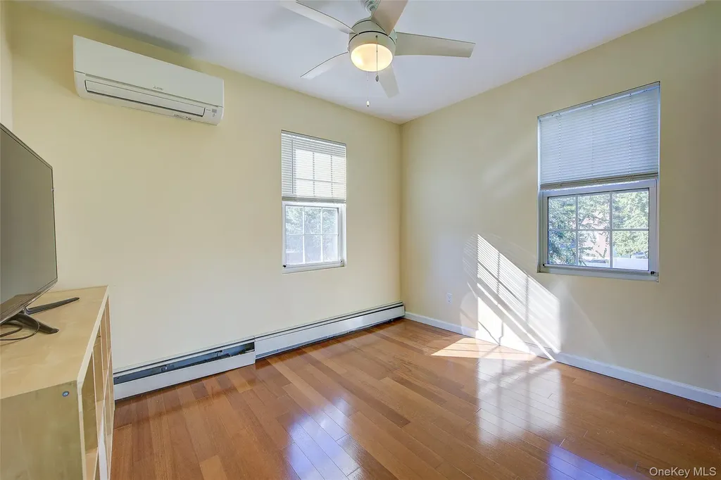 3520 159th Street Flushing NY 11358