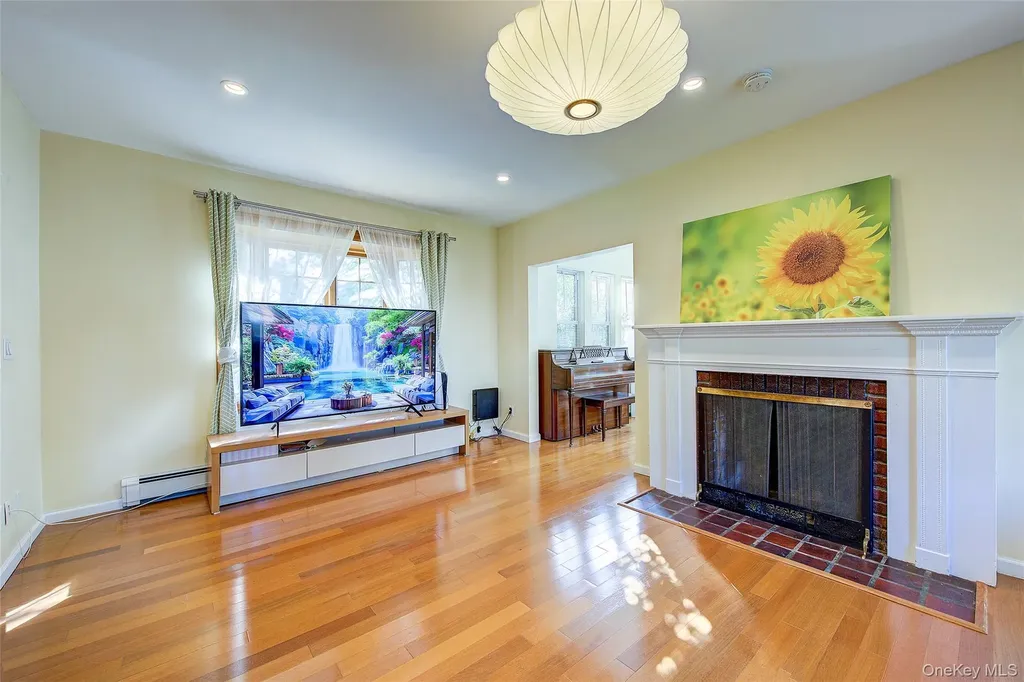 3520 159th Street Flushing NY 11358