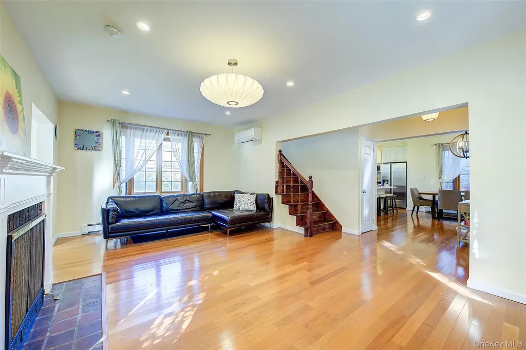 3520 159th Street Flushing NY 11358
