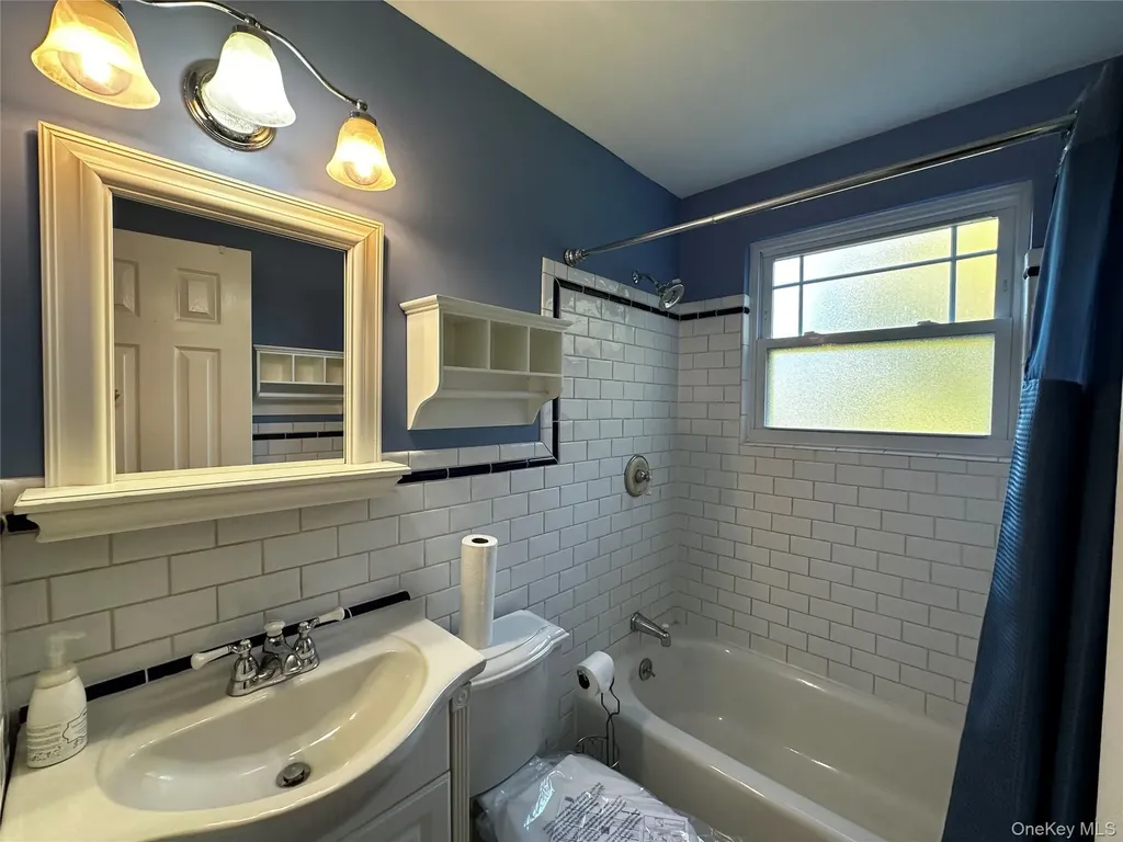 150 Fairharbor Drive Patchogue NY 11772