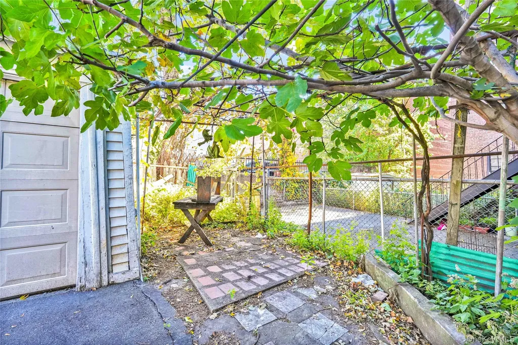 40-43 73rd Street Maspeth NY 11377