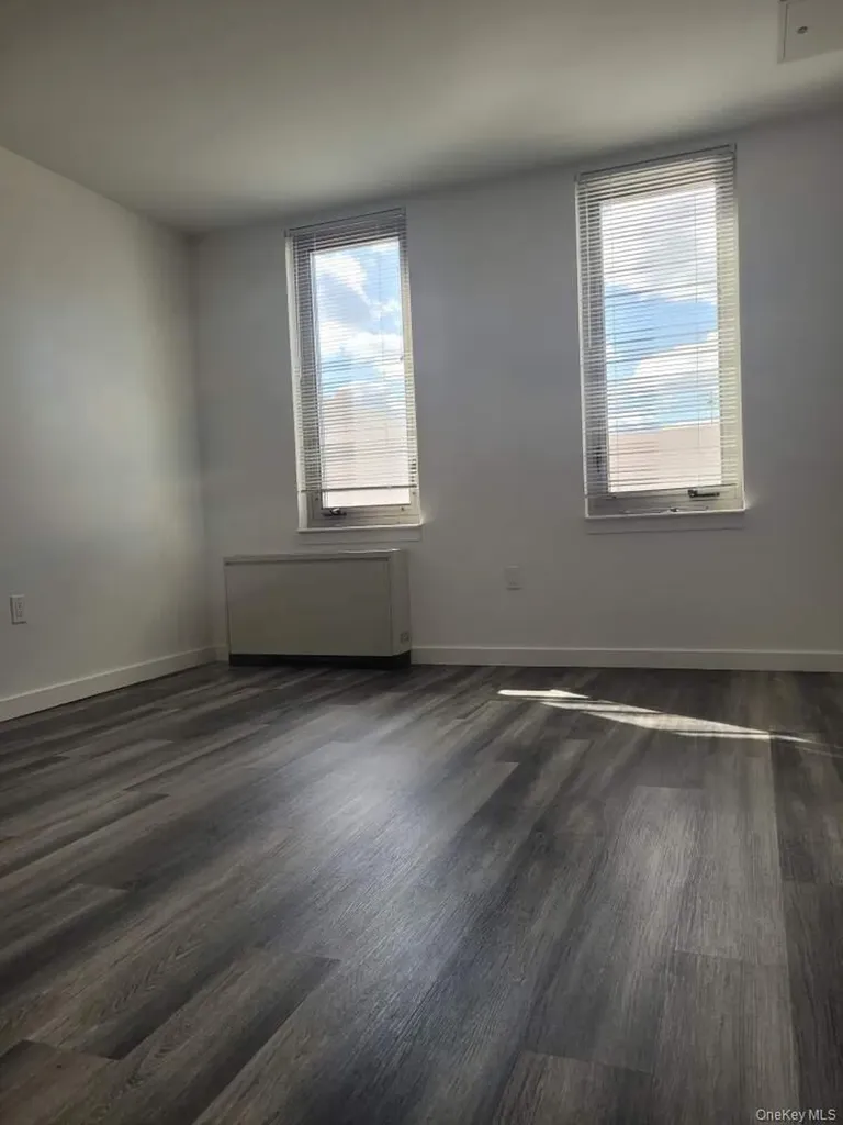 221 E Main Street Riverhead NY 11901