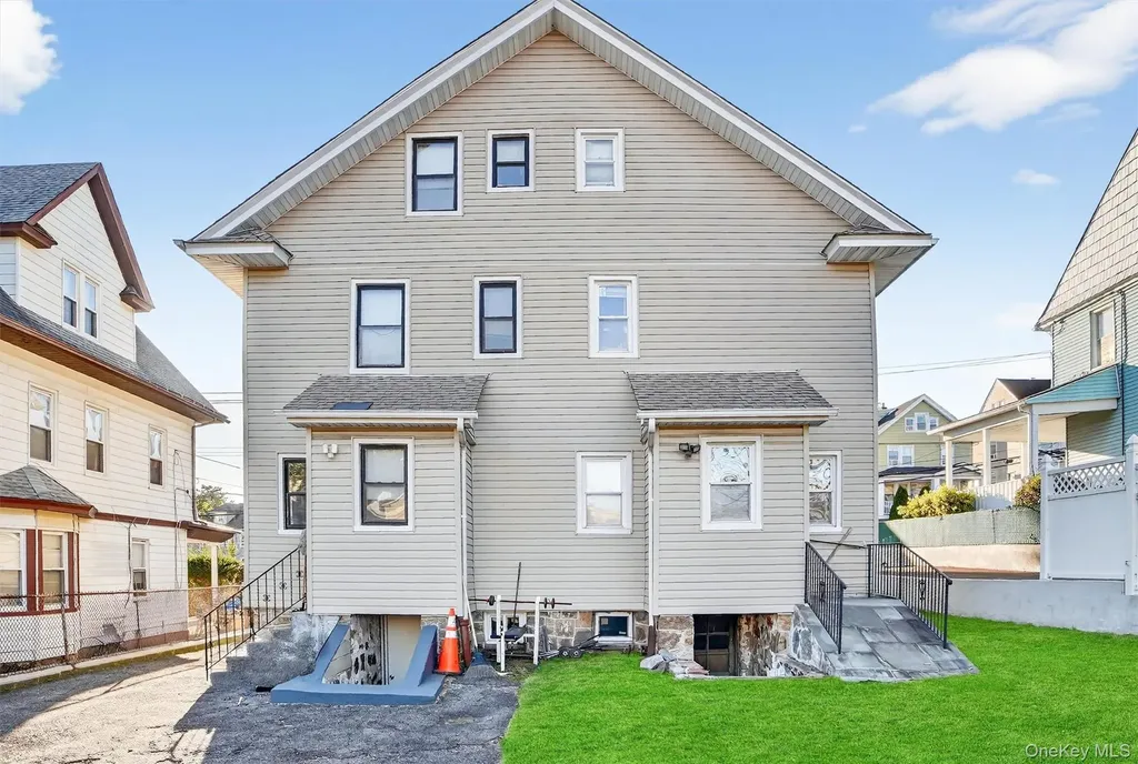 17 Mount Joy Place New Rochelle NY 10801
