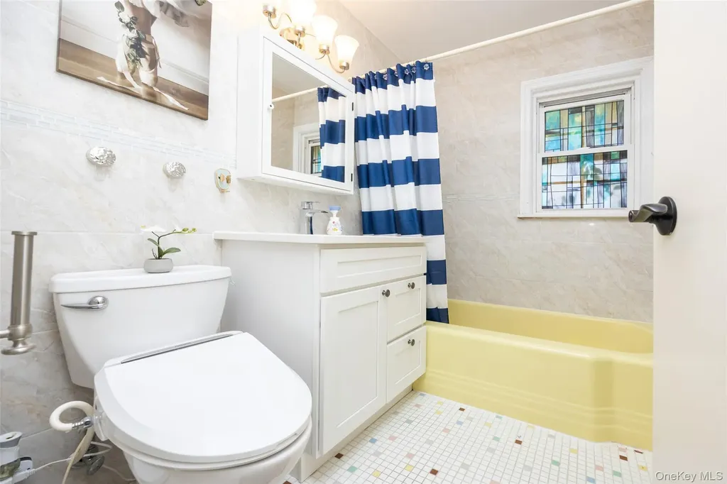 14 Cedar Street Greenvale NY 11548