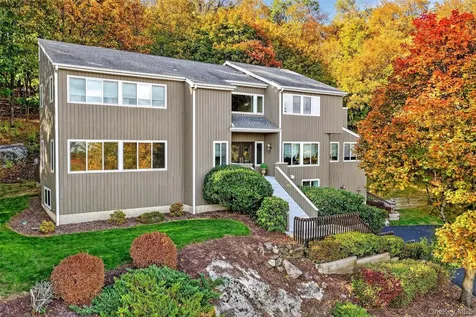 96 Cherry Hill Court Briarcliff Manor NY 10510
