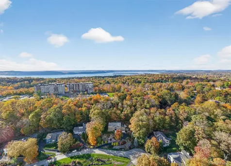 96 Cherry Hill Court Briarcliff Manor NY 10510