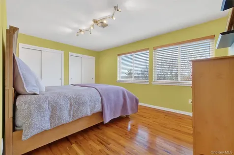 96 Cherry Hill Court Briarcliff Manor NY 10510
