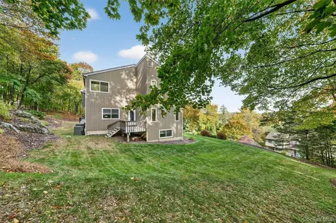 96 Cherry Hill Court Briarcliff Manor NY 10510