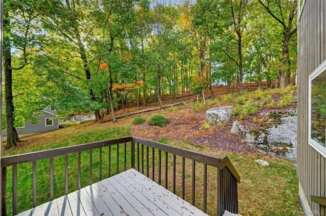 96 Cherry Hill Court Briarcliff Manor NY 10510