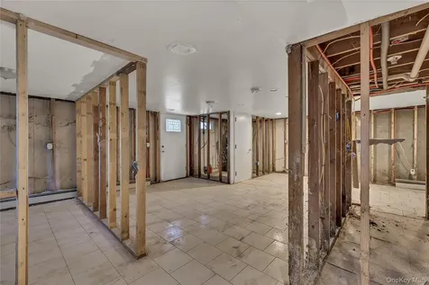 362 Deauville Boulevard Babylon NY 11726