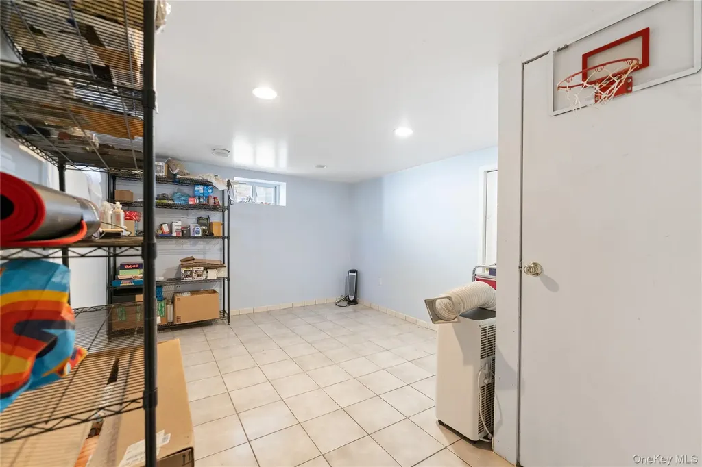 90 27th Street Copiague NY 11726