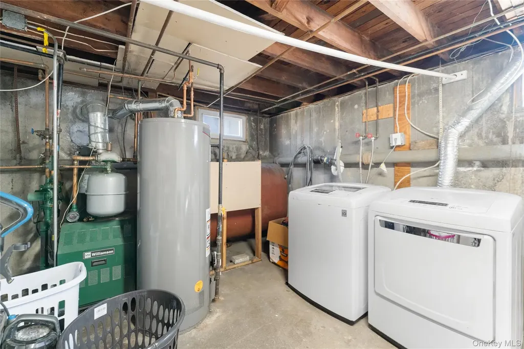 90 27th Street Copiague NY 11726