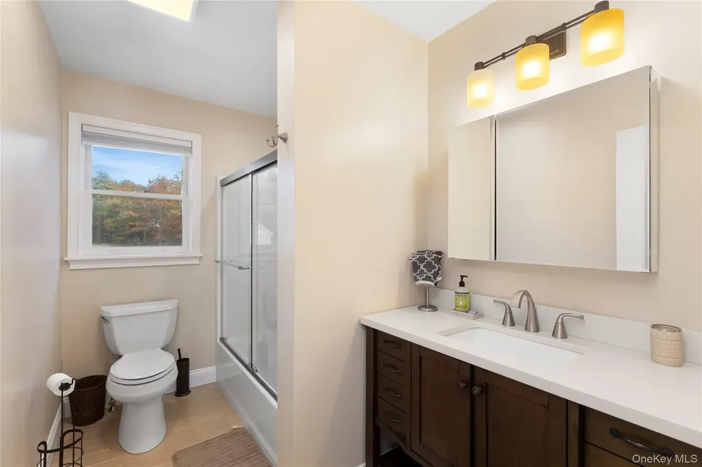 216 North Road Red Hook NY 12571