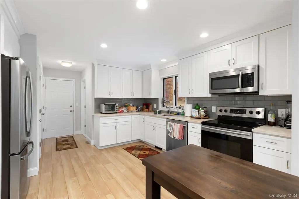 216 North Road Red Hook NY 12571