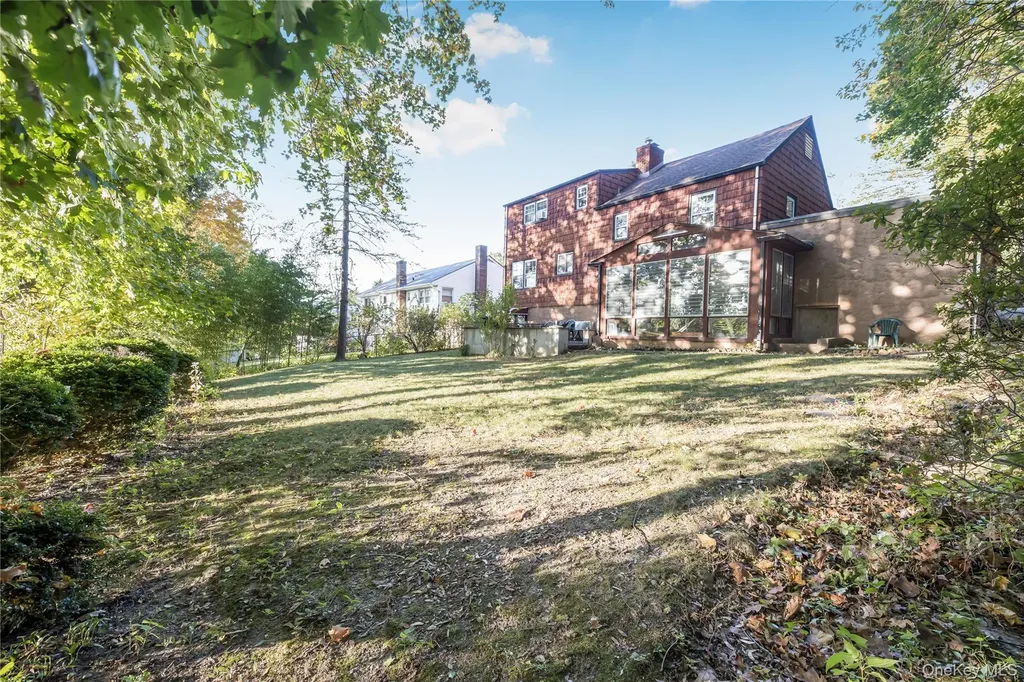 15 Wayne Way White Plains NY 10607