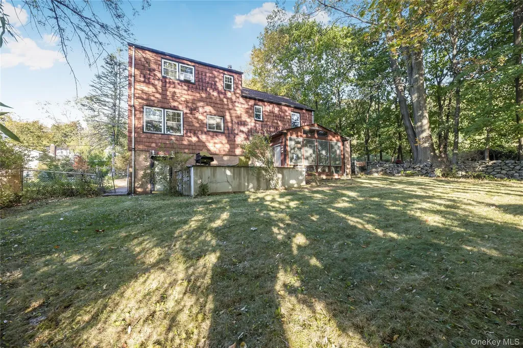 15 Wayne Way White Plains NY 10607