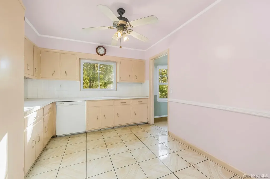 15 Wayne Way White Plains NY 10607