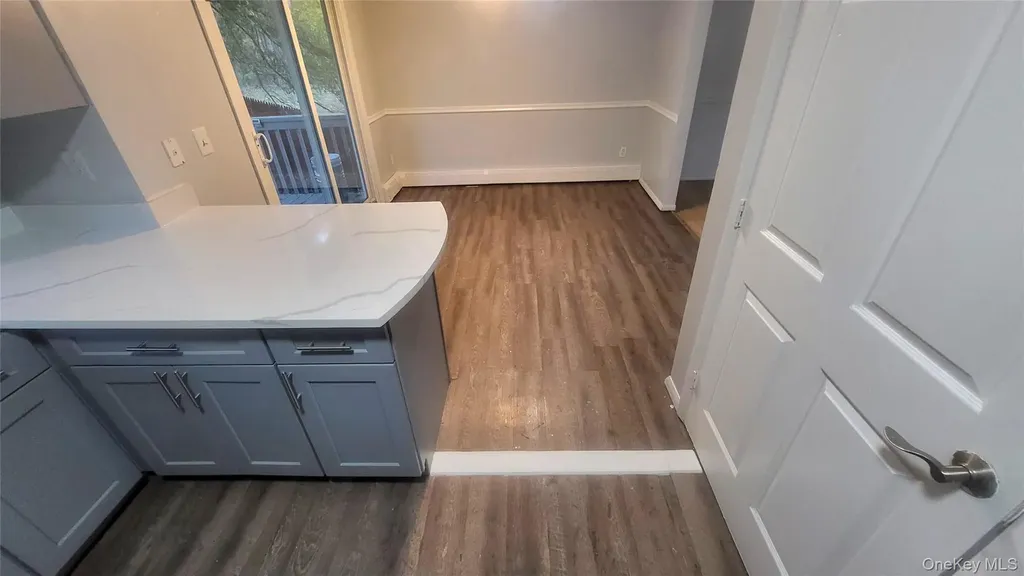 11 Pleasant Lane Poughkeepsie NY 12603