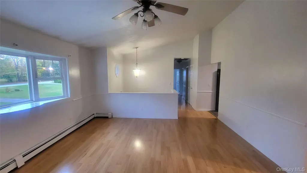 11 Pleasant Lane Poughkeepsie NY 12603