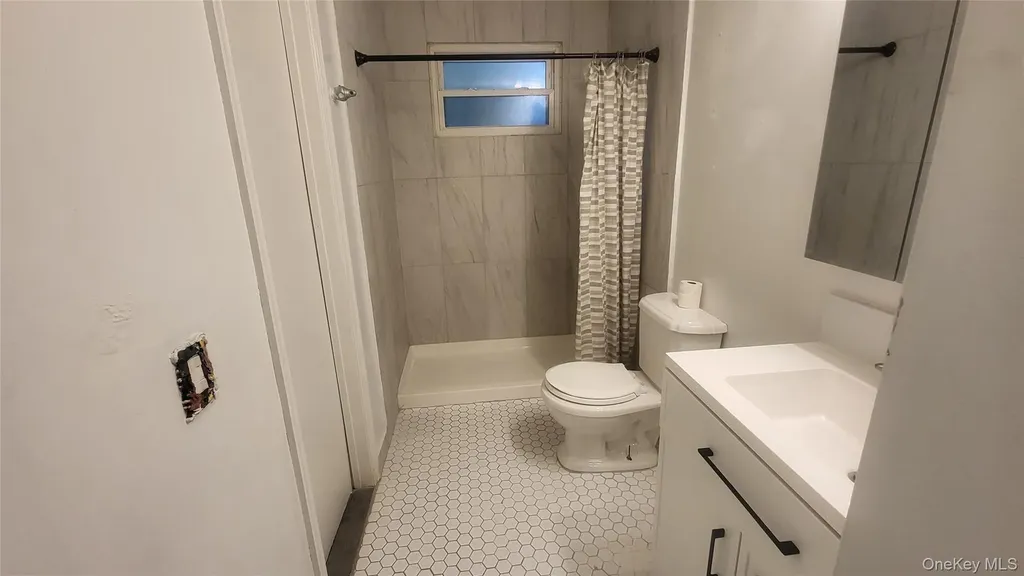 11 Pleasant Lane Poughkeepsie NY 12603