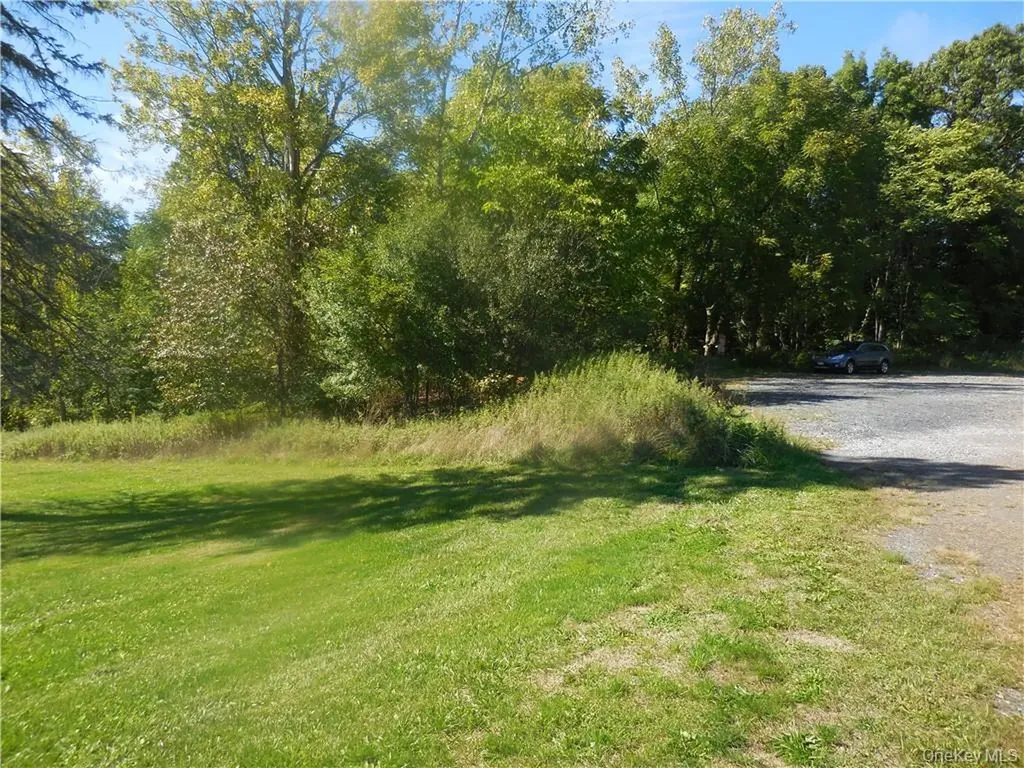 Silver Stream Road New Windsor NY 12553