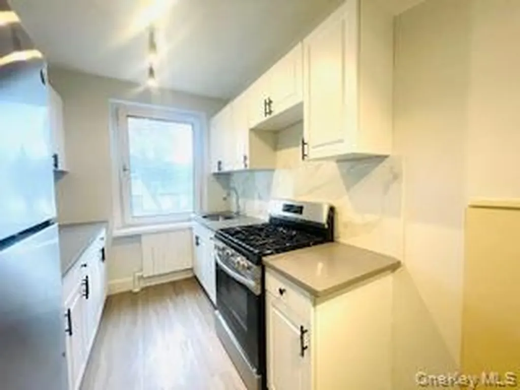 69 Harney Road Scarsdale NY 10583
