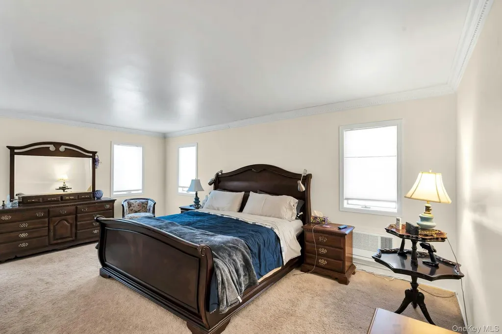 34 Winston Drive Smithtown NY 11787