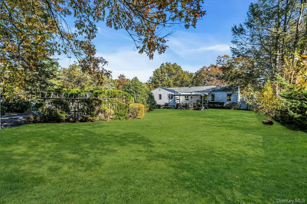34 Winston Drive Smithtown NY 11787