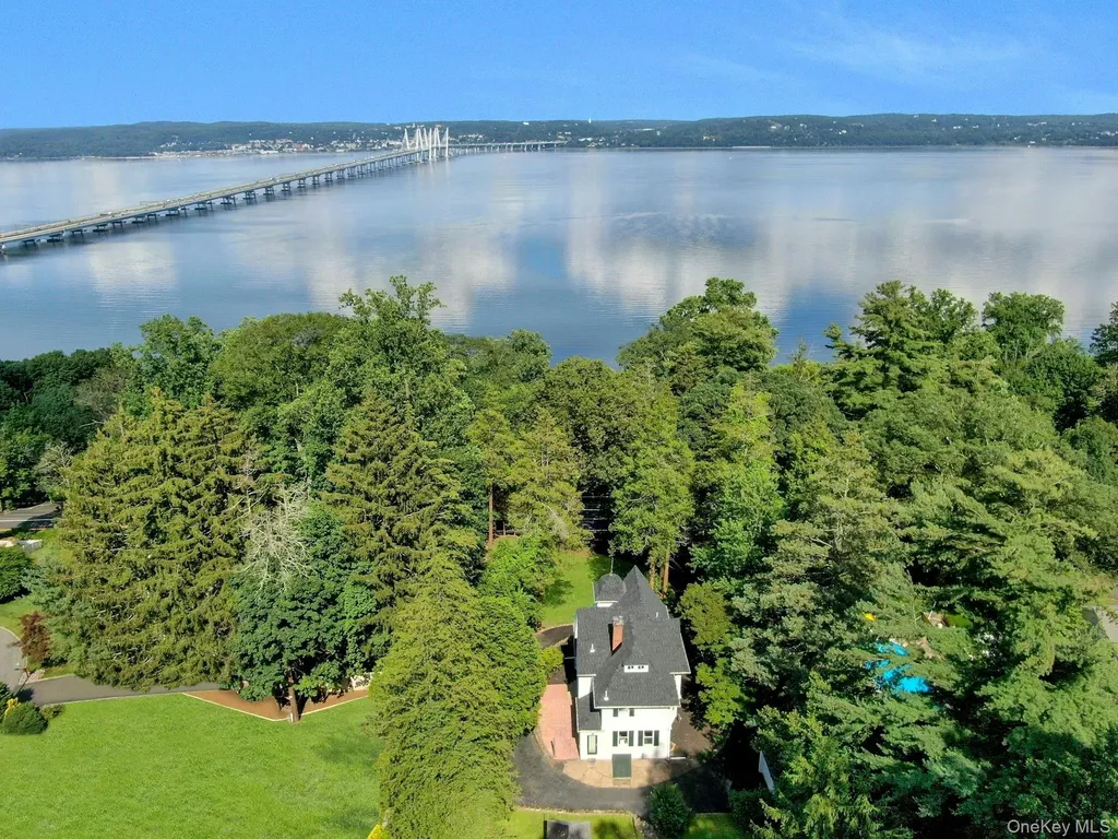 1002 Route 9w S Nyack NY 10960