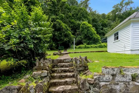 1002 Route 9w S Nyack NY 10960