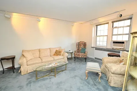 253 Garth Road Scarsdale NY 10583