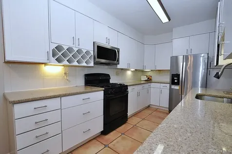 253 Garth Road Scarsdale NY 10583