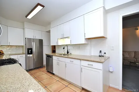 253 Garth Road Scarsdale NY 10583