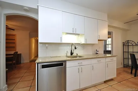 253 Garth Road Scarsdale NY 10583