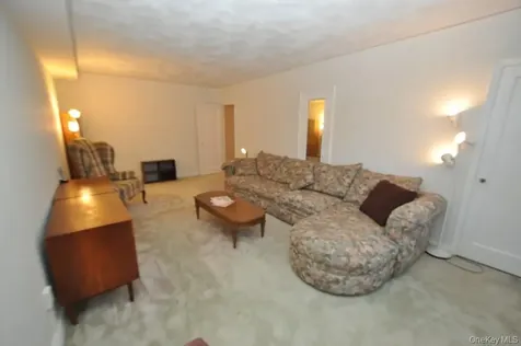 253 Garth Road Scarsdale NY 10583