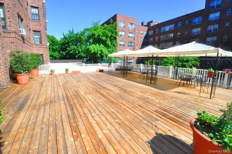 253 Garth Road Scarsdale NY 10583
