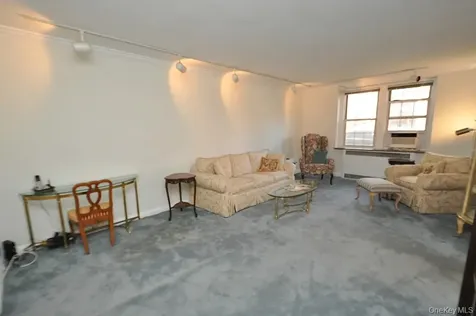 253 Garth Road Scarsdale NY 10583