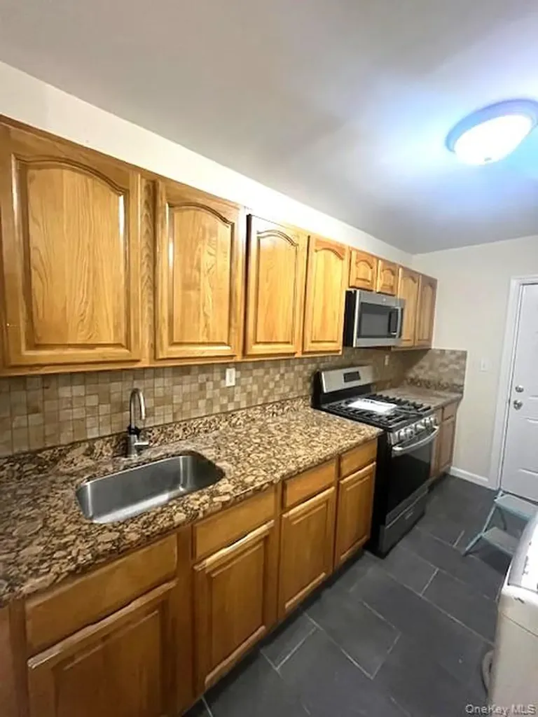 2696 Marion Bronx NY 10458